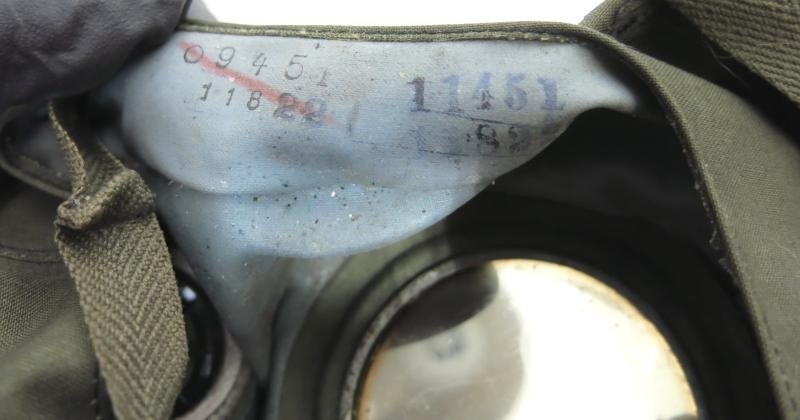 German Luftschutz Volksgasmaske VM44 Size 2, (Medium), 1945 Dated With Total Last Ditch Cardboard Made Filter. — image 10