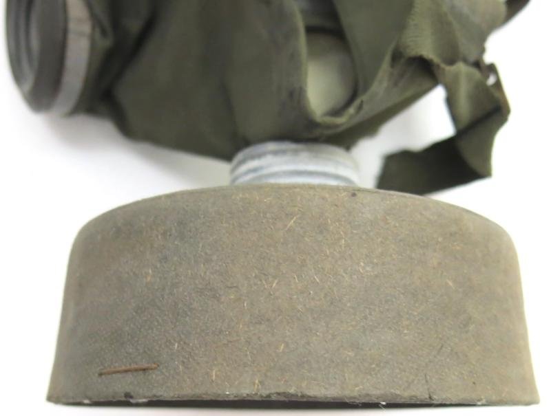 German Luftschutz Volksgasmaske VM44 Size 2, (Medium), 1945 Dated With Total Last Ditch Cardboard Made Filter. — image 15