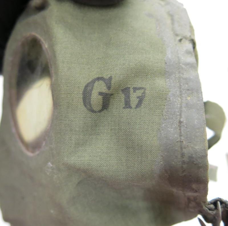 German Luftschutz Volksgasmaske VM44 Size 2, (Medium), 1945 Dated With Total Last Ditch Cardboard Made Filter. — image 8