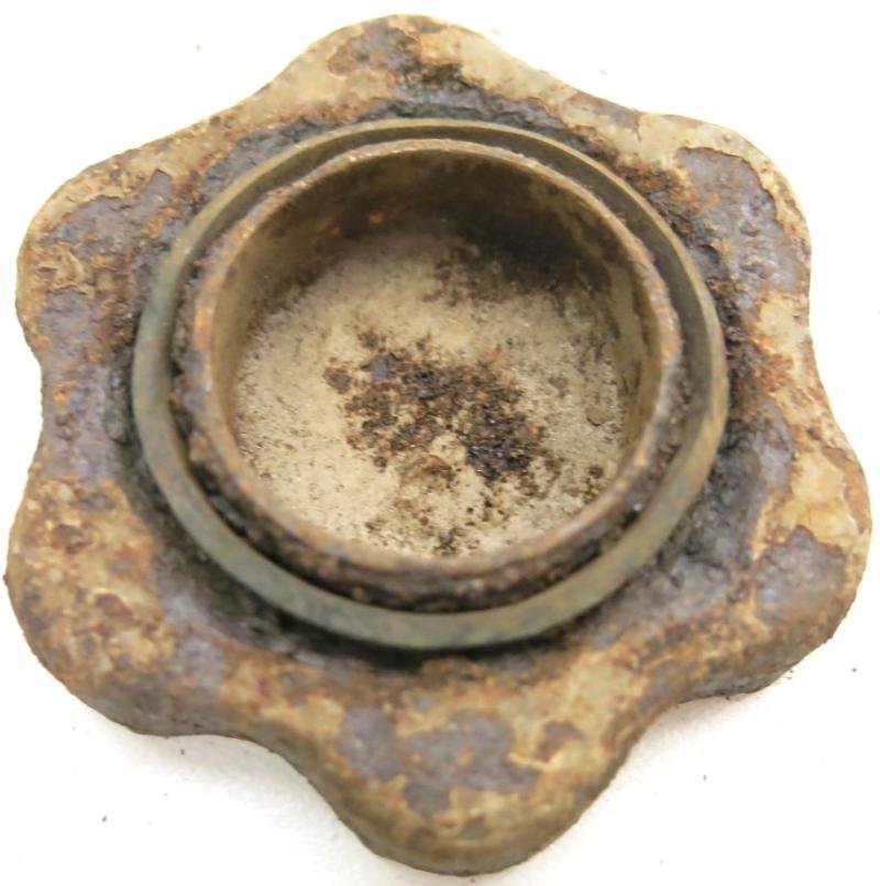 German Wehrmacht T. Mi. 42 Tellermine 42 Fuze Plug In Sand Colour Complete With Washer. — image 2