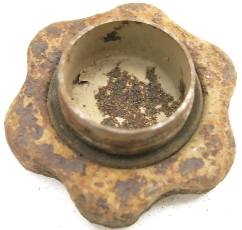 German Wehrmacht T. Mi. 42 Tellermine 42 Fuze Plug In Sand Colour Complete With Washer. — image 2