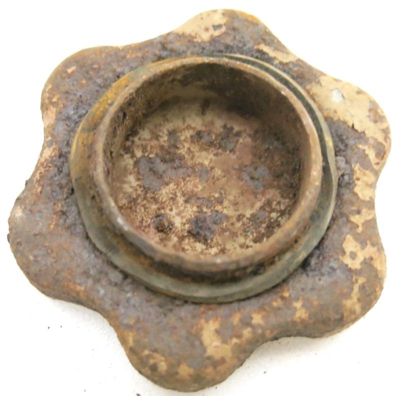 German Wehrmacht T. Mi. 42 Tellermine 42 Fuze Plug In Sand Colour Complete With Washer. — image 2