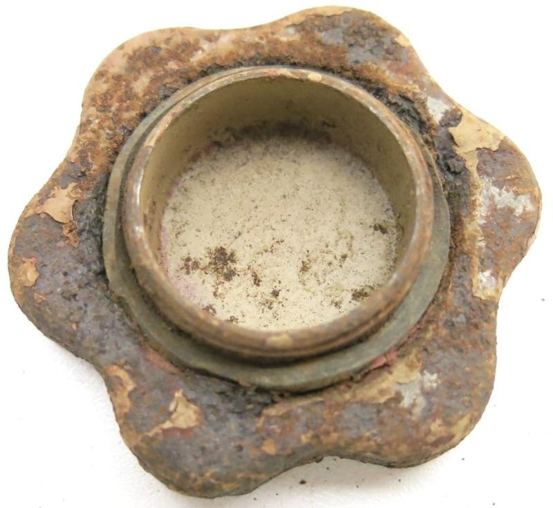 German Wehrmacht T. Mi. 42 Tellermine 42 Fuze Plug In Sand Colour Complete With Washer. — image 2