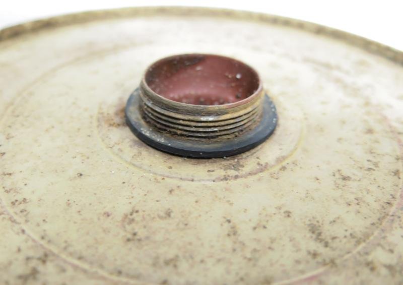 German Wehrmacht T. Mi. Pilz 43 Tellermine Pilz 43 Pressure Plate With Original Sand Colour, Barn Find, Inert. — image 8