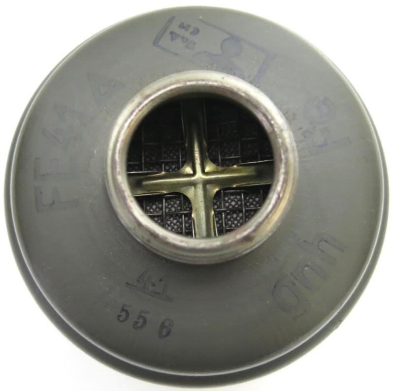 German Wehrmacht Gas Mask GM38 With Matching Filter 1942/43. — image 15