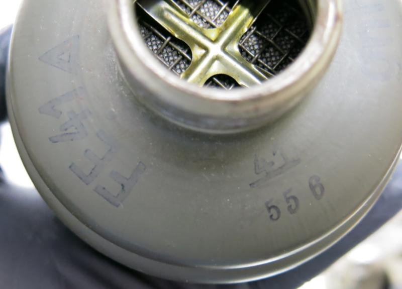 German Wehrmacht Gas Mask GM38 With Matching Filter 1942/43. — image 18