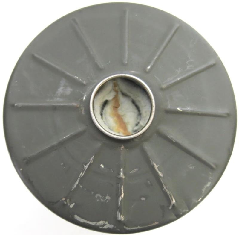 German Wehrmacht Gas Mask GM38 With Matching Filter 1942/43. — image 20