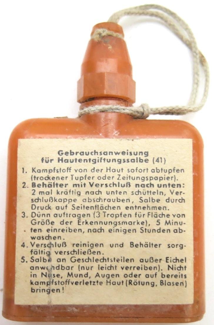 German Wehrmacht Hautentgiftungssalbe 41 Decontamination Kit Unused, Bottle eje 1943, Minty. — image 11