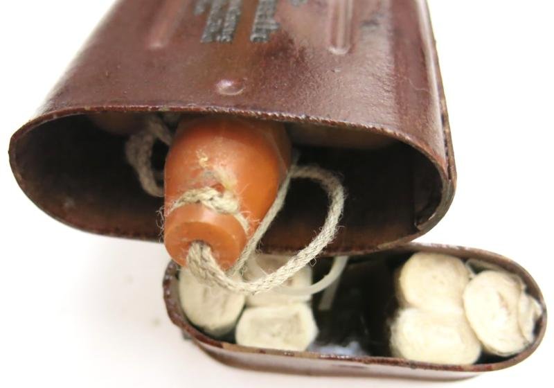 German Wehrmacht Hautentgiftungssalbe 41 Decontamination Kit Unused, Bottle eje 1943, Minty. — image 9