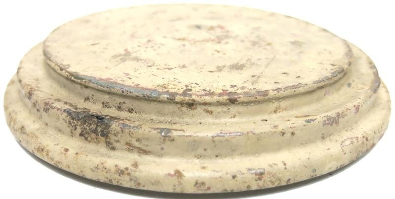 German Wehrmacht T. Mi. Pilz 43 Tellermine Pilz 43 Pressure Plate With Original Sand Colour btc 43, Barn Find, Inert. — image 4