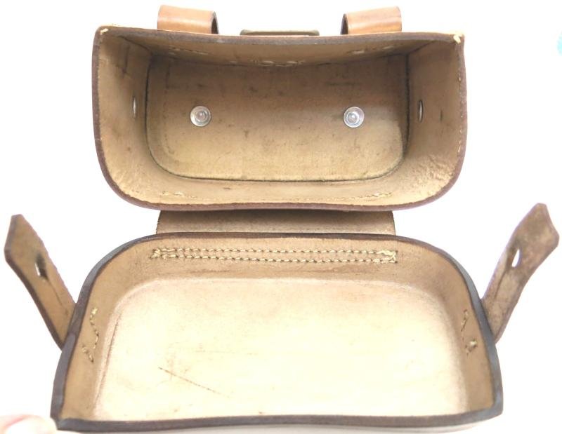 German Wehrmacht Sanitär Rechts dny 1940 Medical Belt Pouch Rigth Side, Near Mint. — image 11