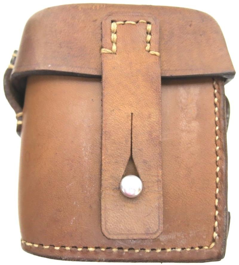 German Wehrmacht Sanitär Rechts dny 1940 Medical Belt Pouch Rigth Side, Near Mint. — image 4