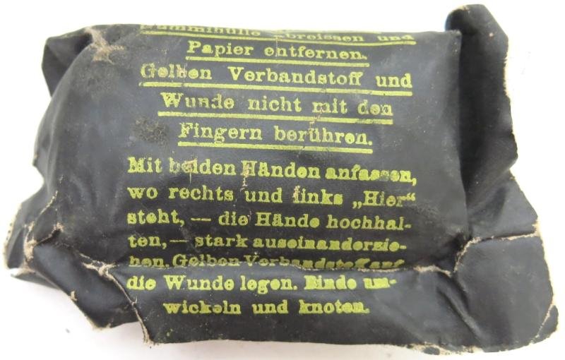 German Wehrmacht Medical Verbandstoff Medium Size Field Dressing Rubber Wrapping, 1939, Not Mint, But Unused. — image 3