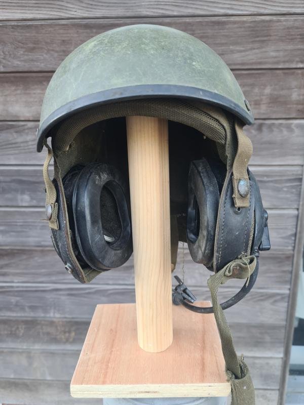 Rare Irish Defence Forces Cavalry Tank Drivers Helmet — image 3
