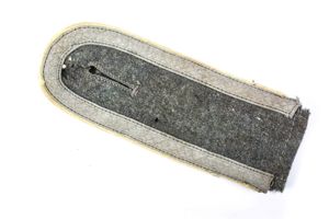 Single Heer shoulderstrap for a Unteroffizier der Nachrichten