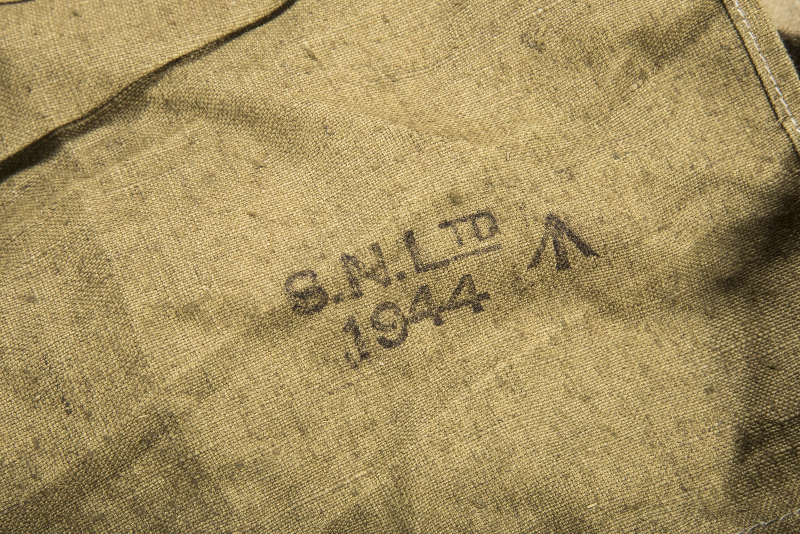 US duffle bag – British made 1944 — image 3