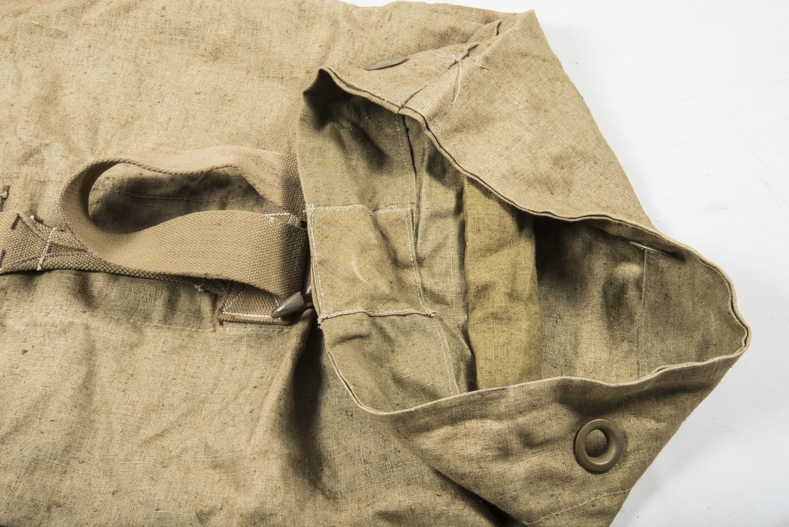 US duffle bag – British made 1944 — image 4