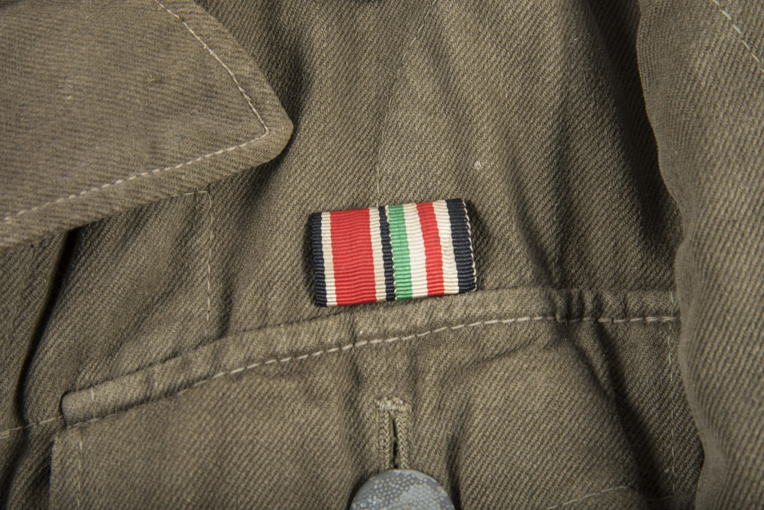 Heer NCO tropical field blouse for a Feldwebel der Panzergrenadiere — image 17