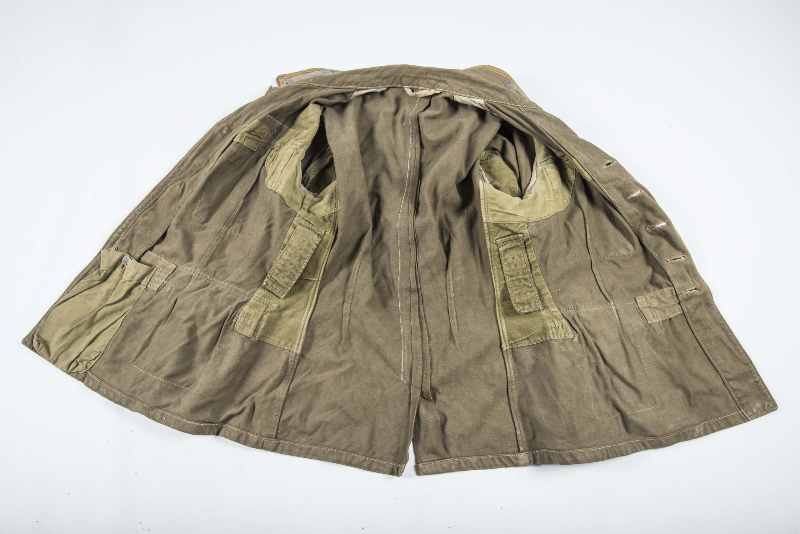 Heer NCO tropical field blouse for a Feldwebel der Panzergrenadiere — image 2