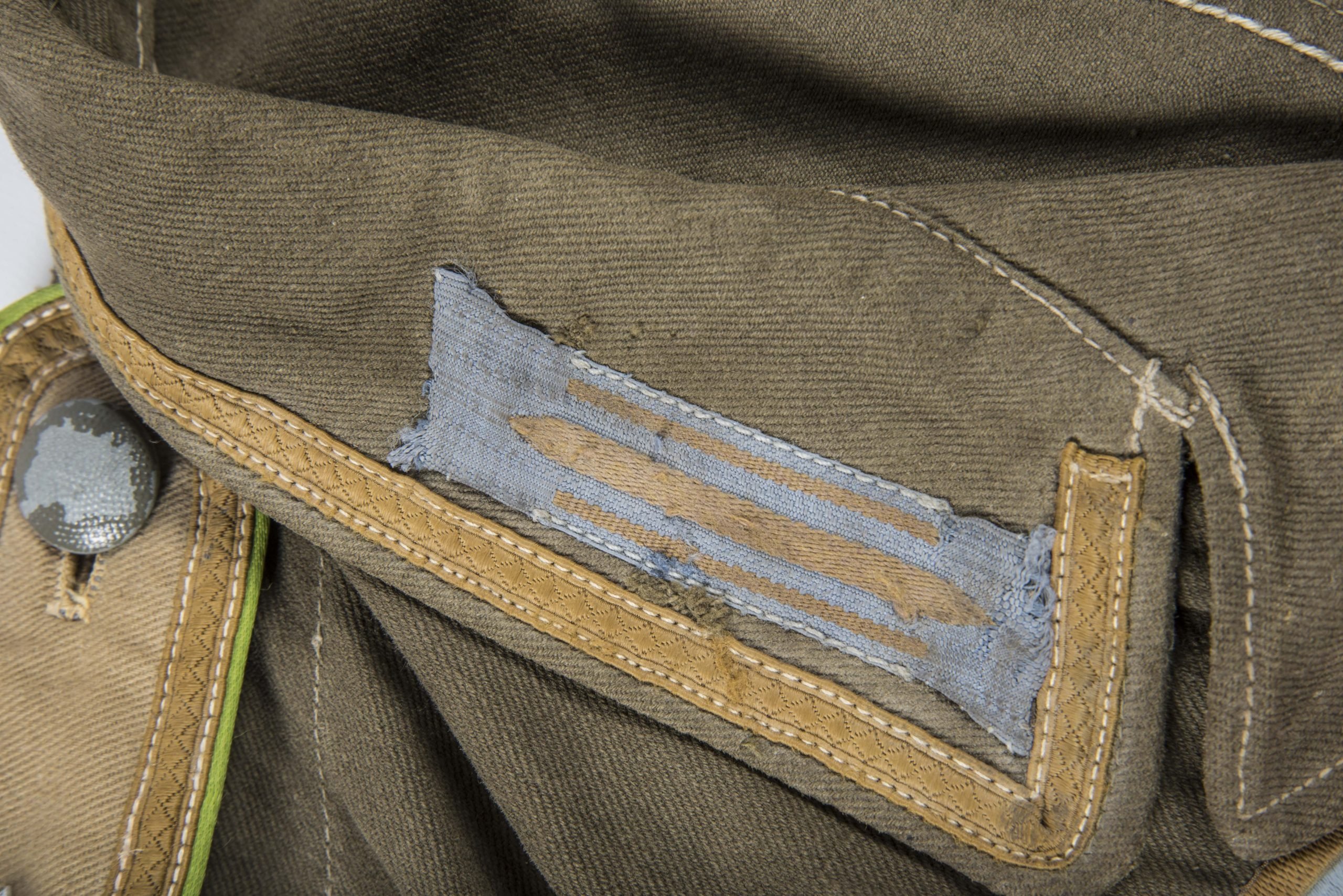 Heer NCO tropical field blouse for a Feldwebel der Panzergrenadiere — image 21