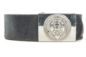 Hitlerjugend belt set with buckle marked RZM M4/39 and Assmann …