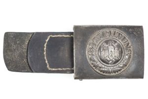 Tabbed steel Heer belt buckle
