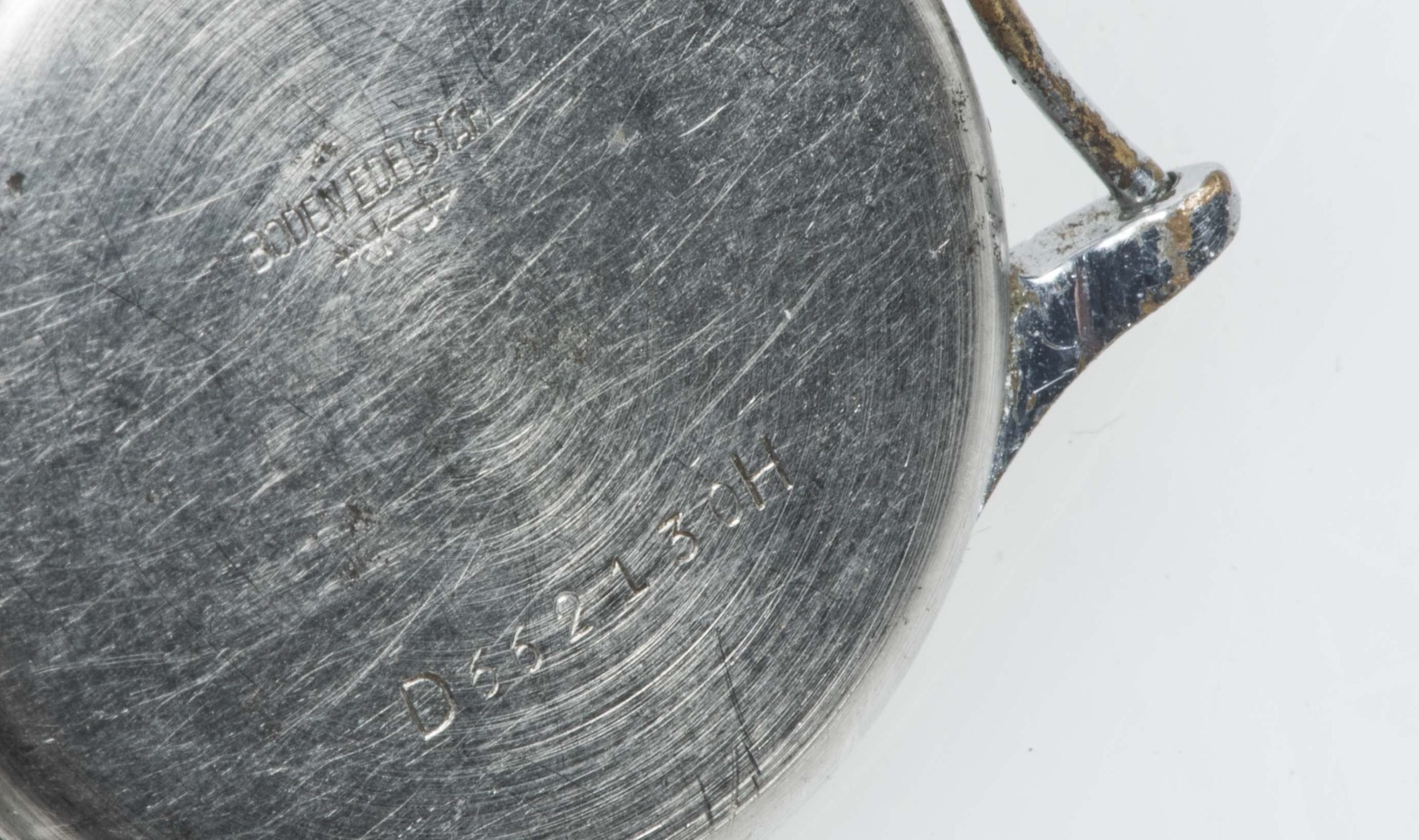 Heer issue wristwatch or Dienstuhr by Page — image 4