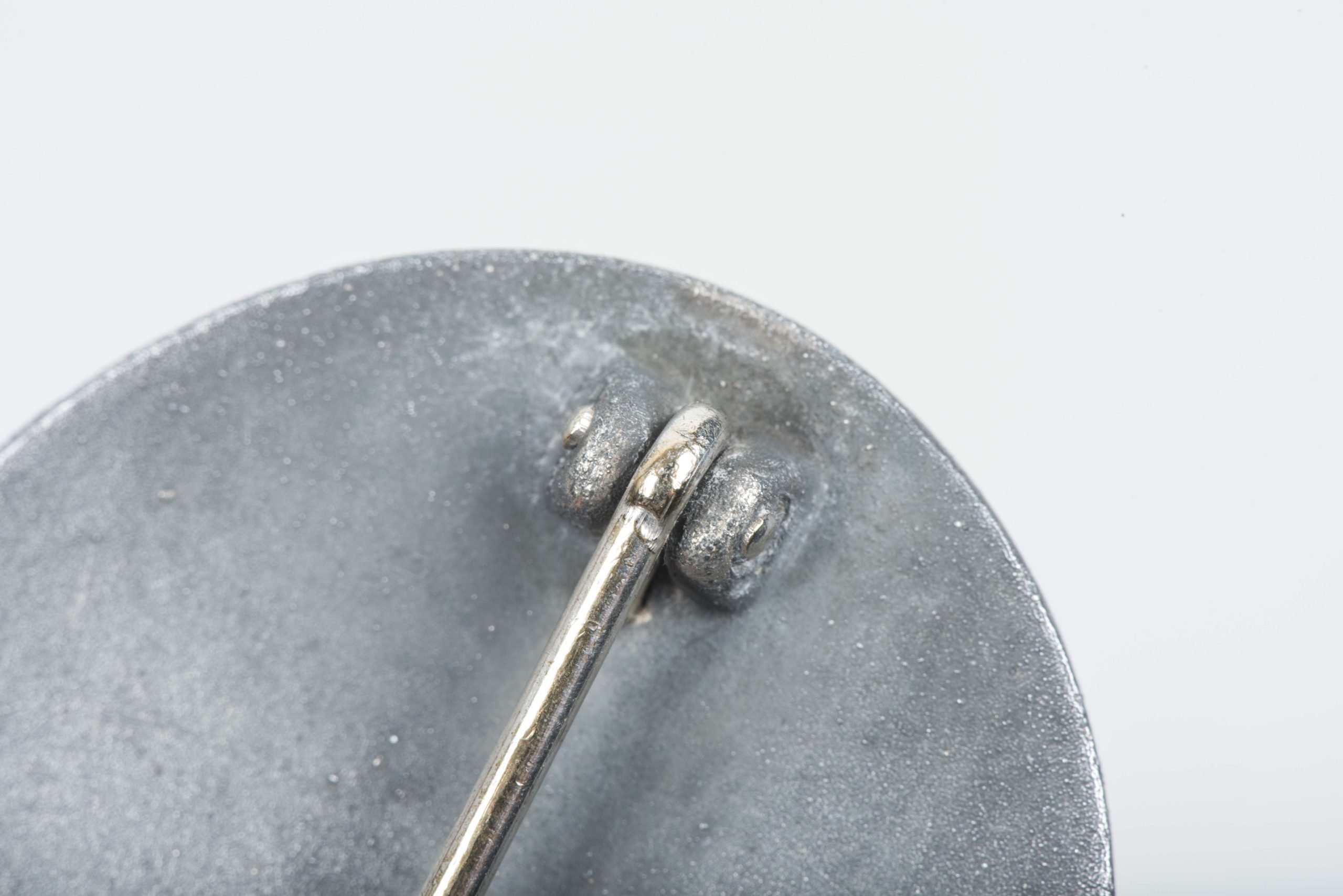 Silver wound badge marked 65 — image 4