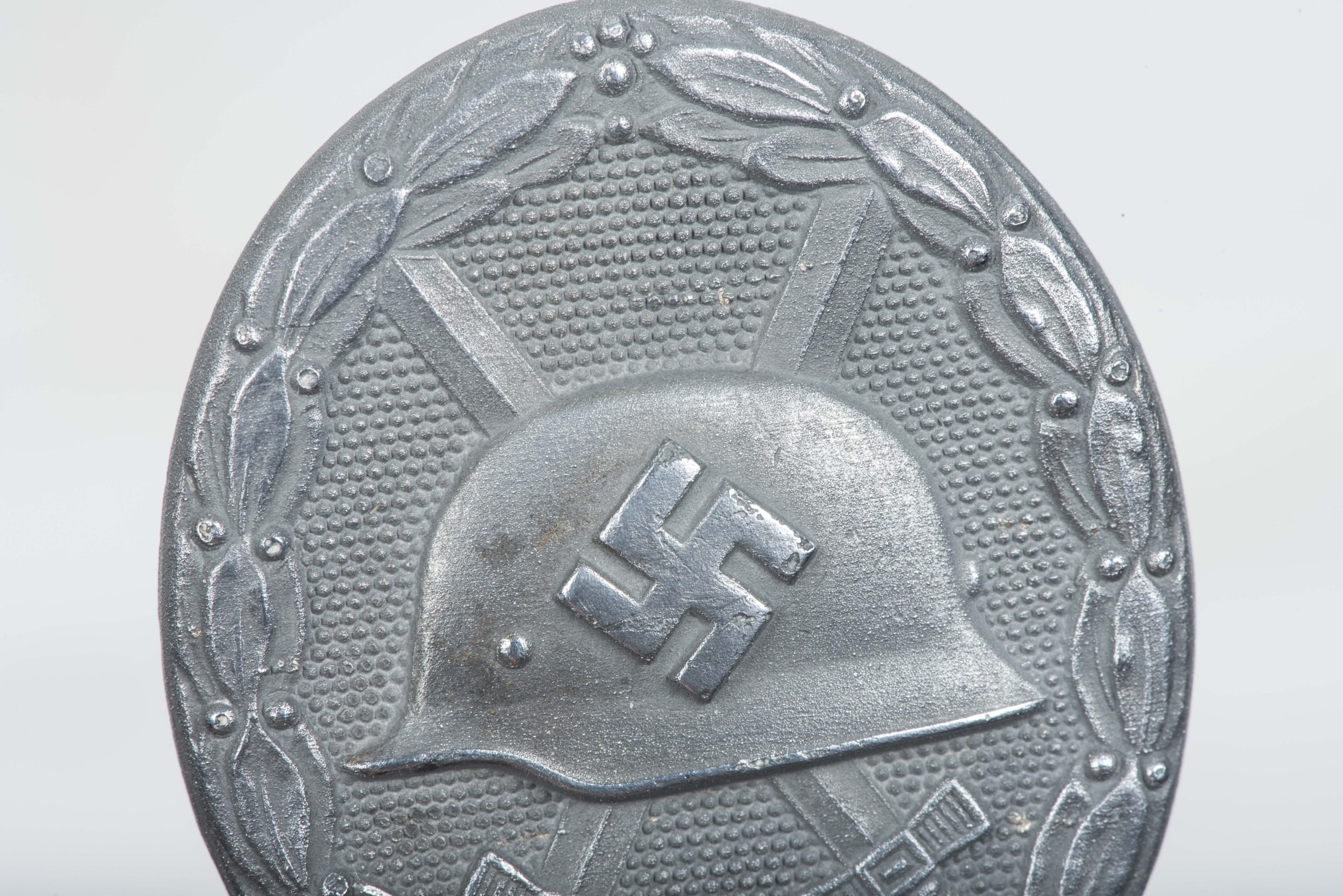 Silver wound badge marked 65 — image 5