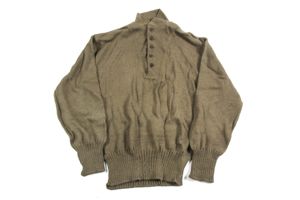 US High neck sweater size large – 1945