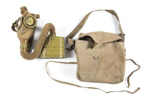 Rare Japanese army type 99 gasmask in bag