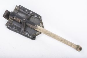 Second pattern folding E-tool in good used condition