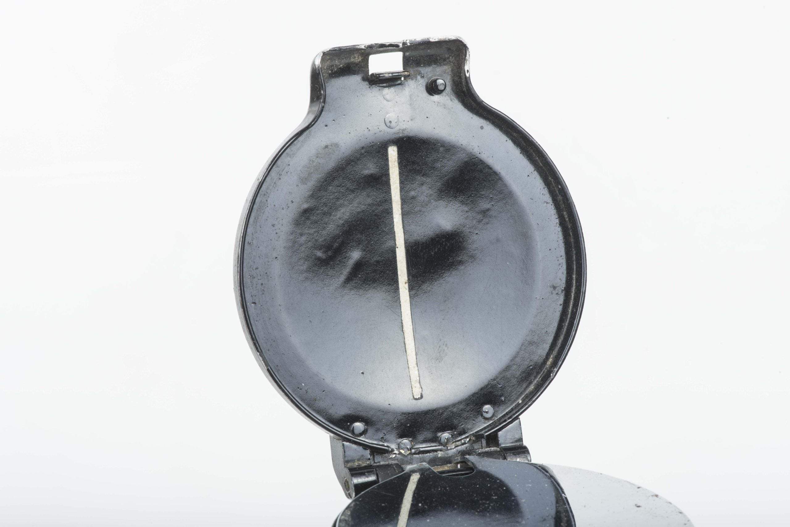Pre war compass marked hap — image 3