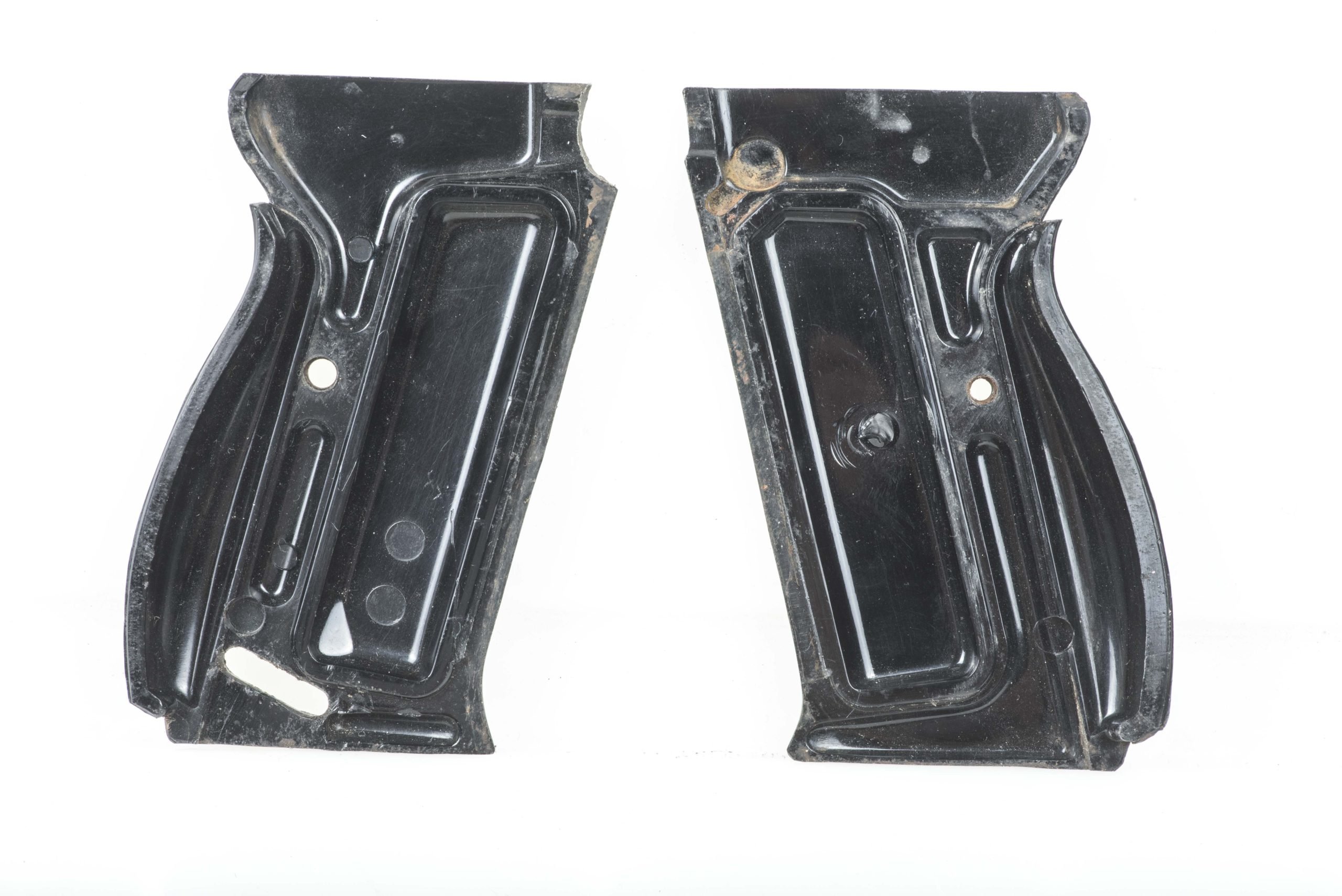 Bakelite P38 grip plates — image 2