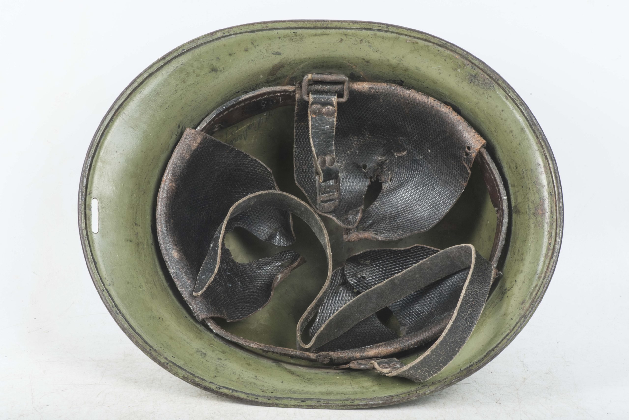 Rare Dutch M16 D helmet named V.D. Ploeg marked CM1928 — image 10