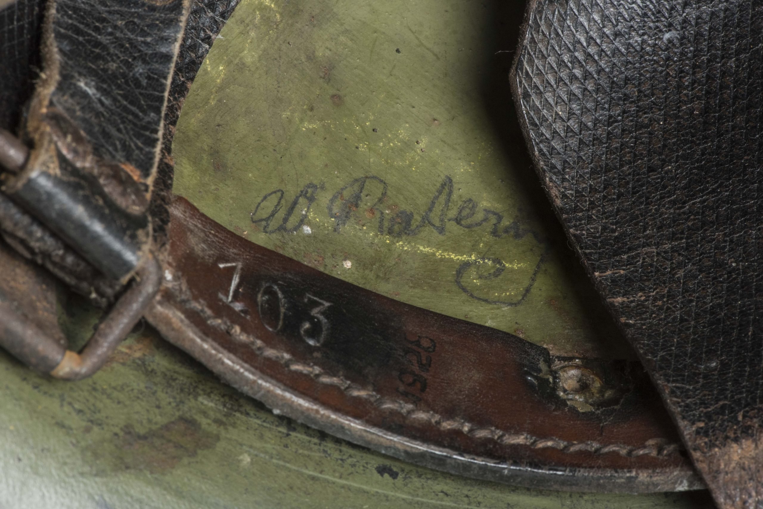 Rare Dutch M16 D helmet named V.D. Ploeg marked CM1928 — image 19