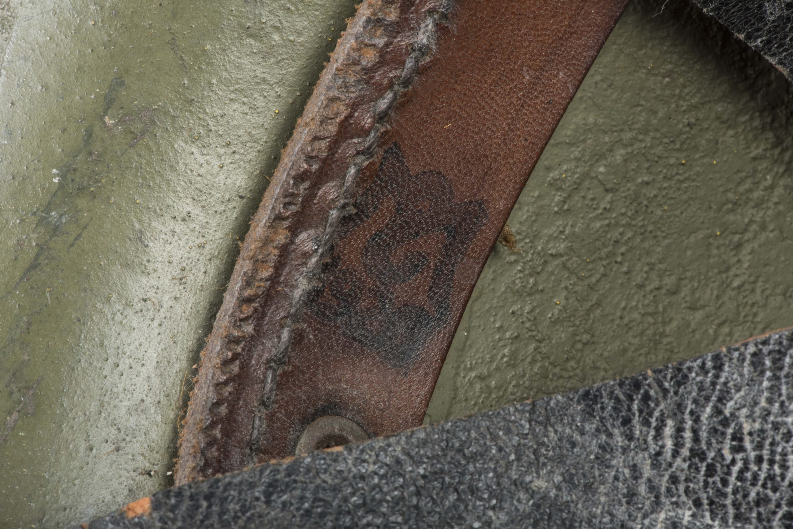 Rare Dutch M16 B helmet for Luchtbeschermingsdienst marked CM 1926 — image 15