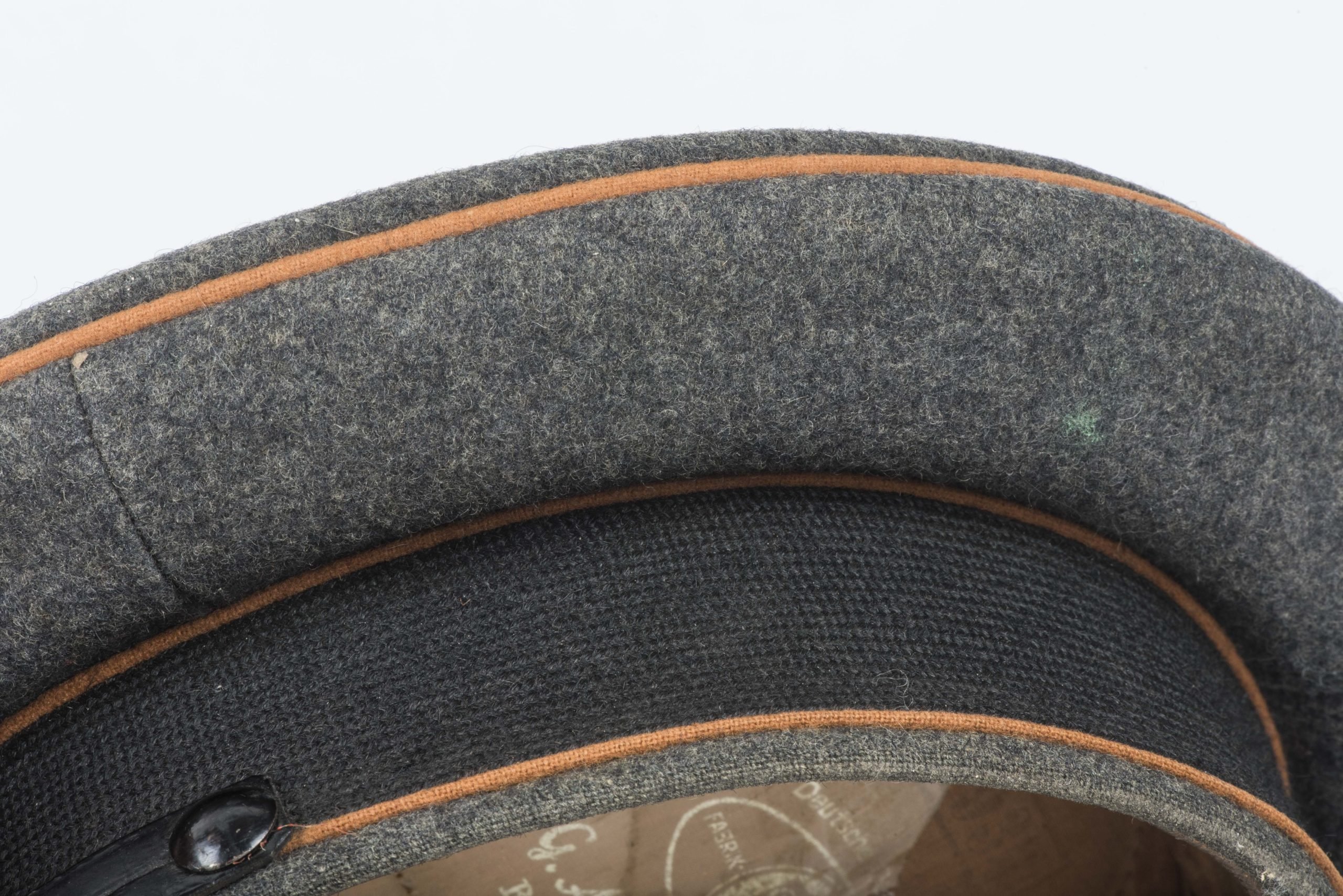 Luftwaffe Nachrichten EM / NCO visor by G.A. Hoffmann berlin — image 11