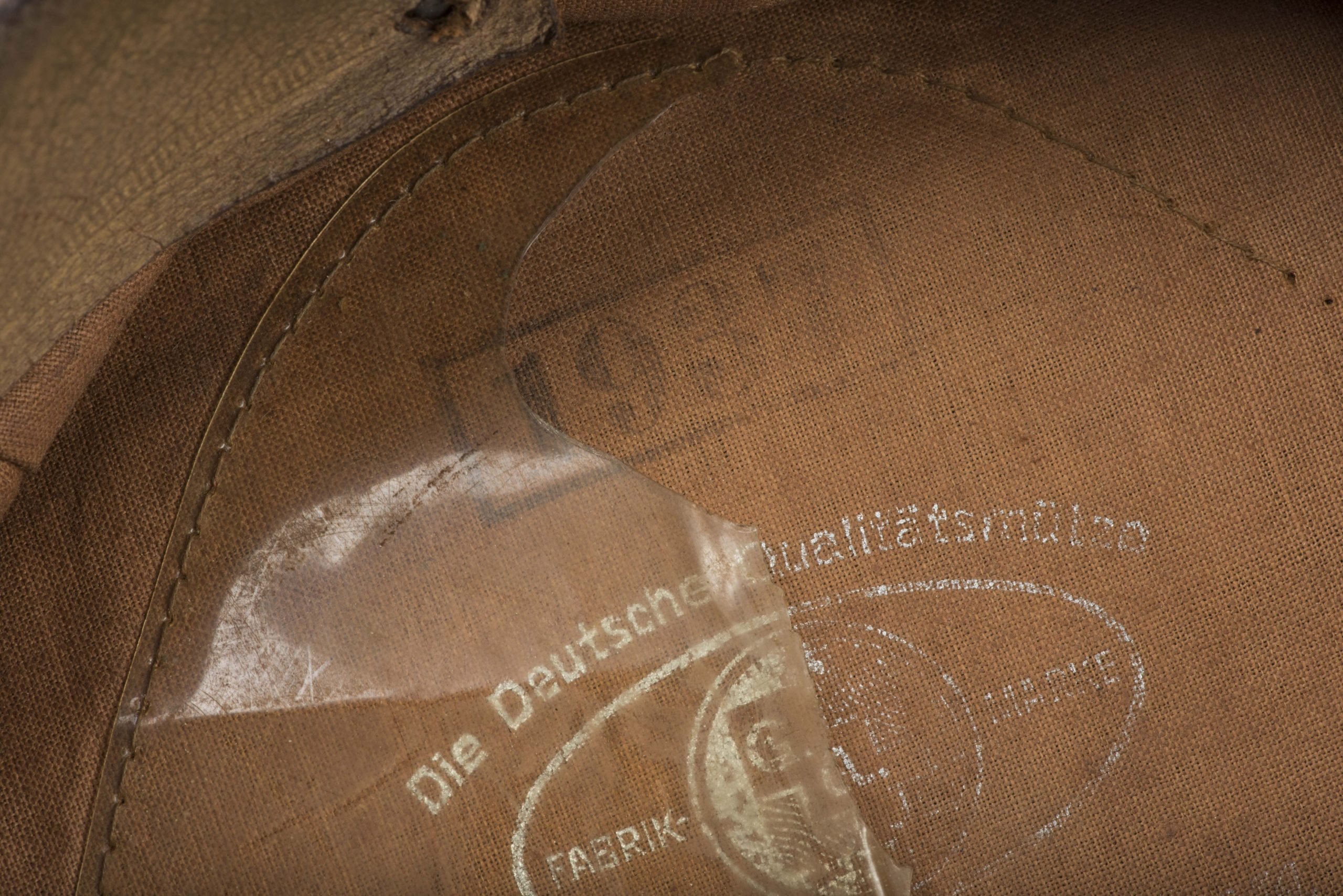 Luftwaffe Nachrichten EM / NCO visor by G.A. Hoffmann berlin — image 15