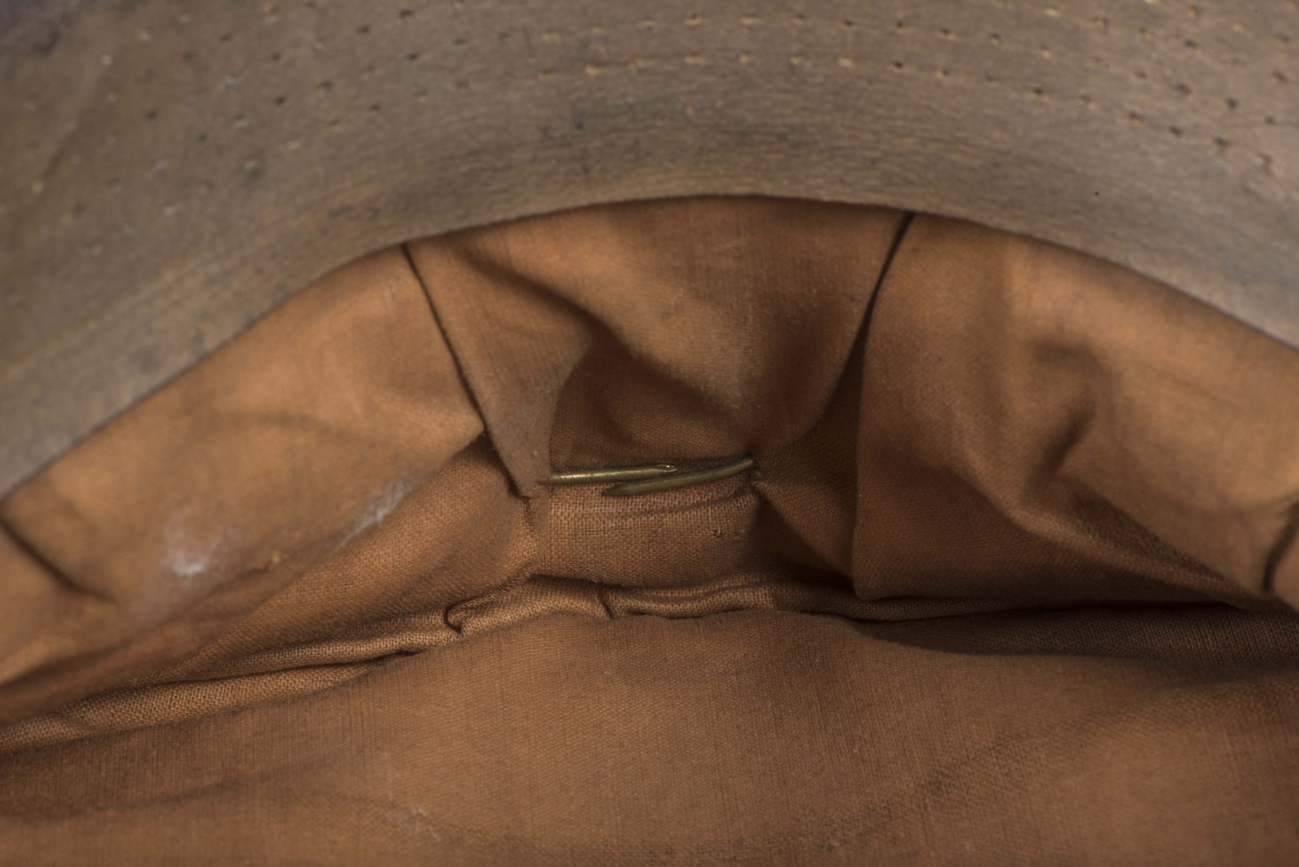 Luftwaffe Nachrichten EM / NCO visor by G.A. Hoffmann berlin — image 19