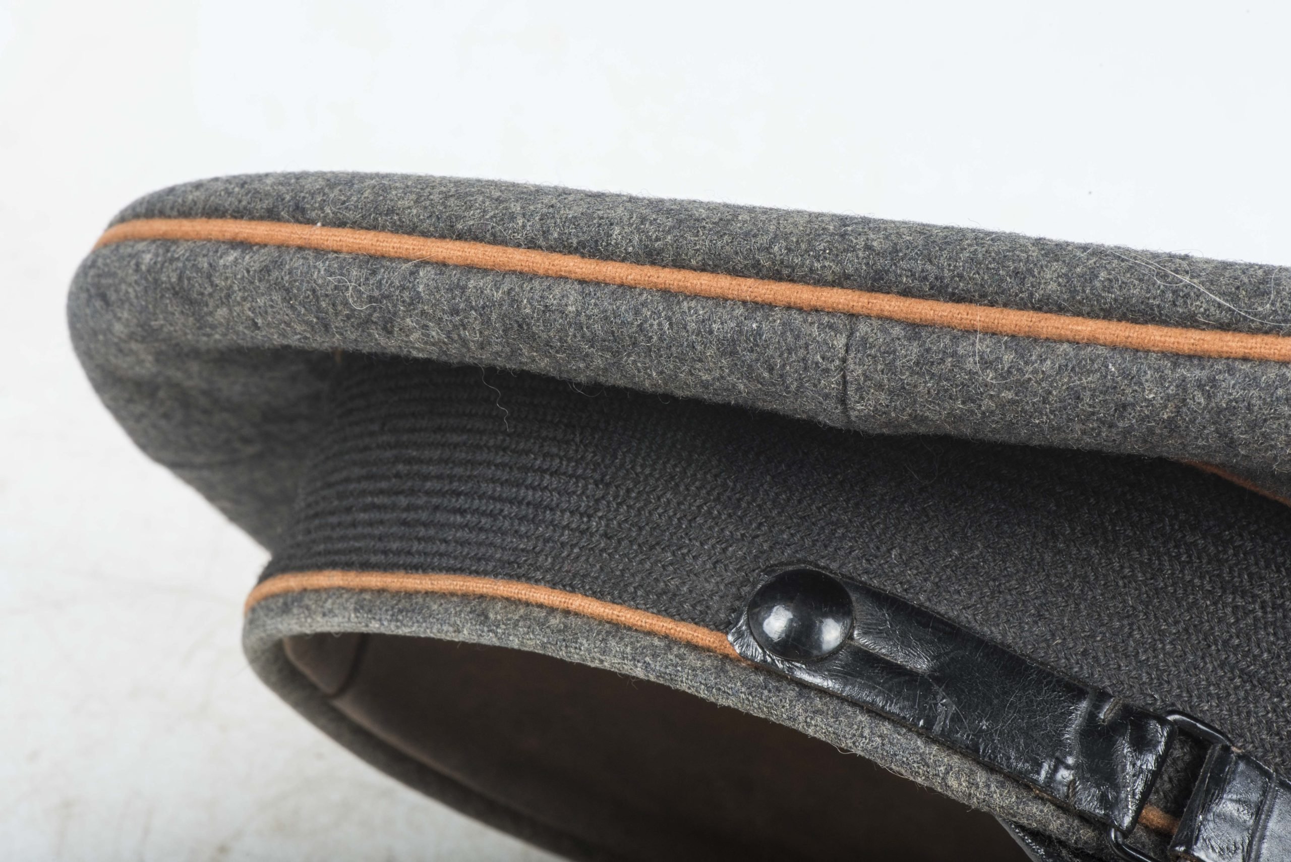 Luftwaffe Nachrichten EM / NCO visor by G.A. Hoffmann berlin — image 4