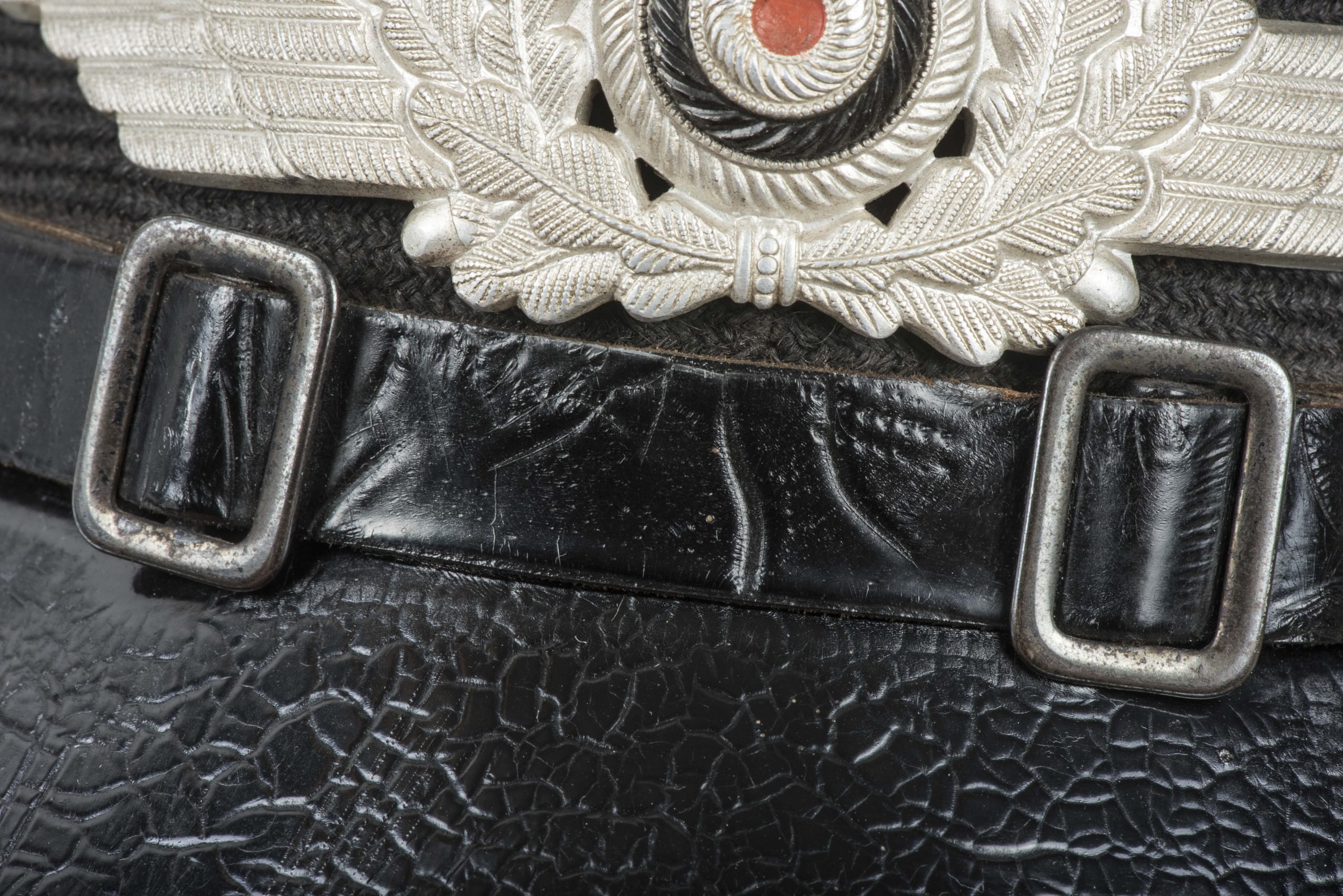 Luftwaffe Nachrichten EM / NCO visor by G.A. Hoffmann berlin — image 6