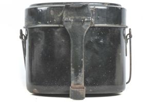 Steel M42 messkit marked RB-Nr. 0/0657/0