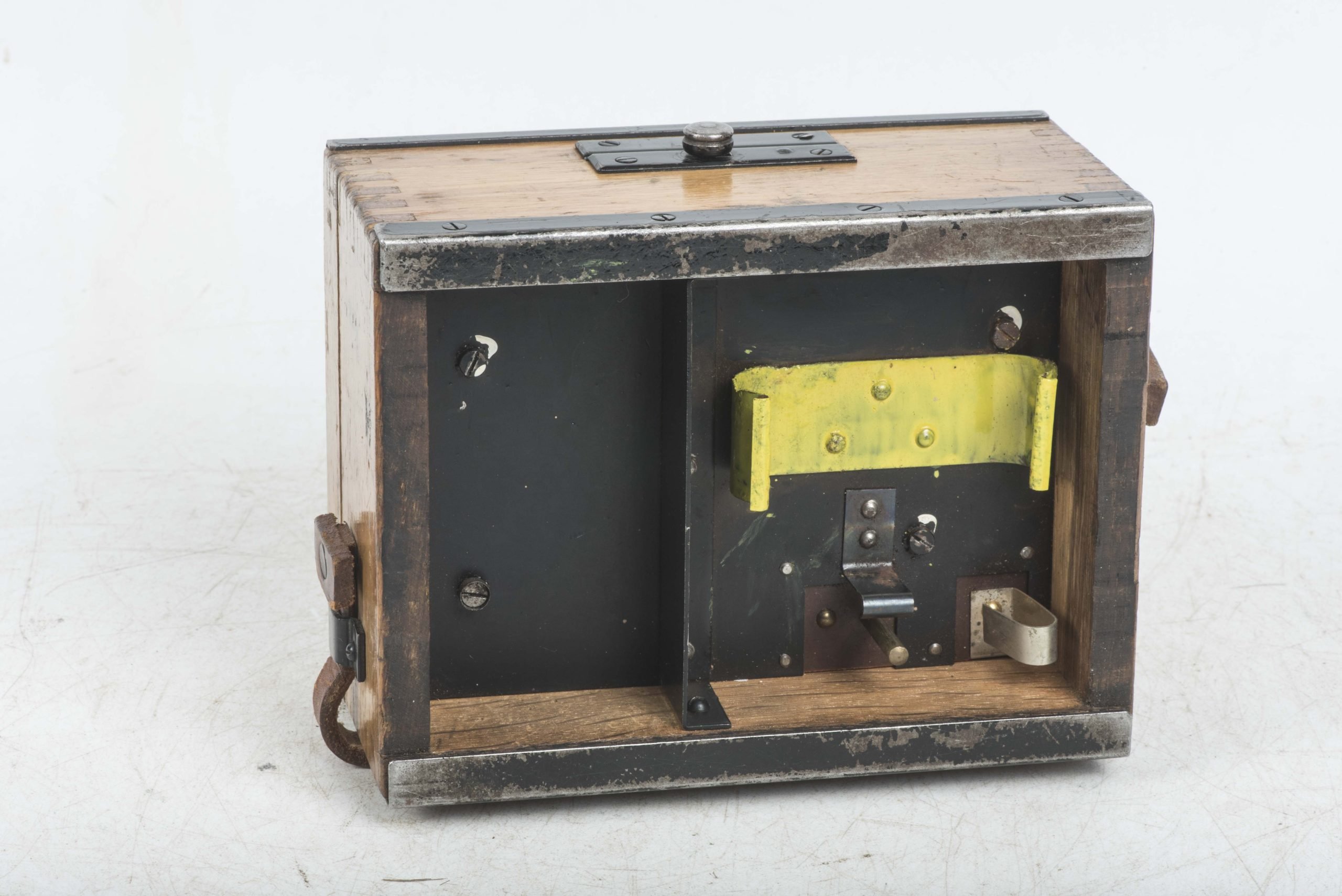 Wehrmacht issue volt meter — image 4
