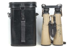 Tan 10×50 Panzer Dienstglas set marked bmj 589749