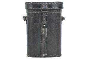 Tan 10×56 Dienstglas case marked bmj 1945