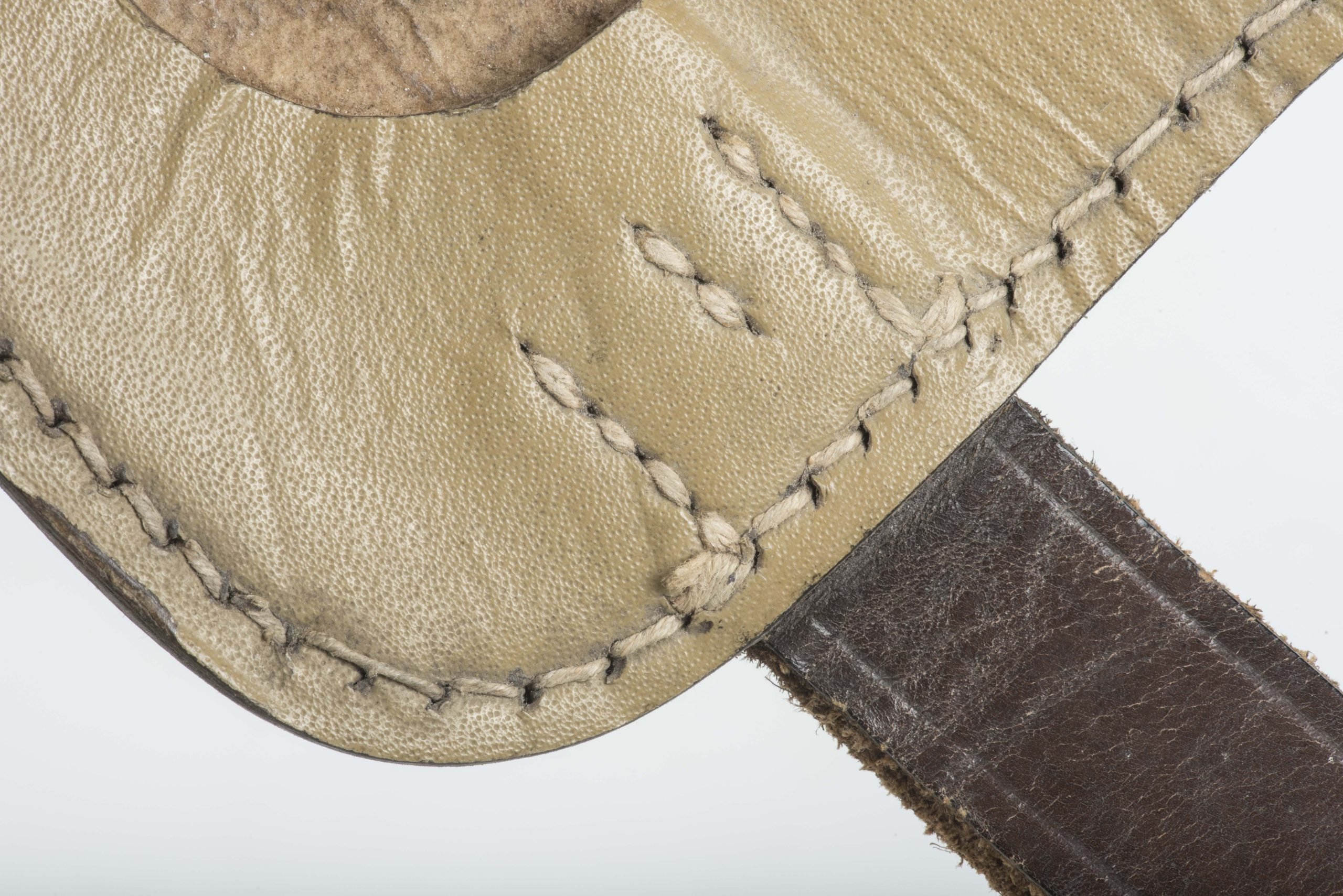 Straight tan E-tool carrier marked dob 1944 — image 13