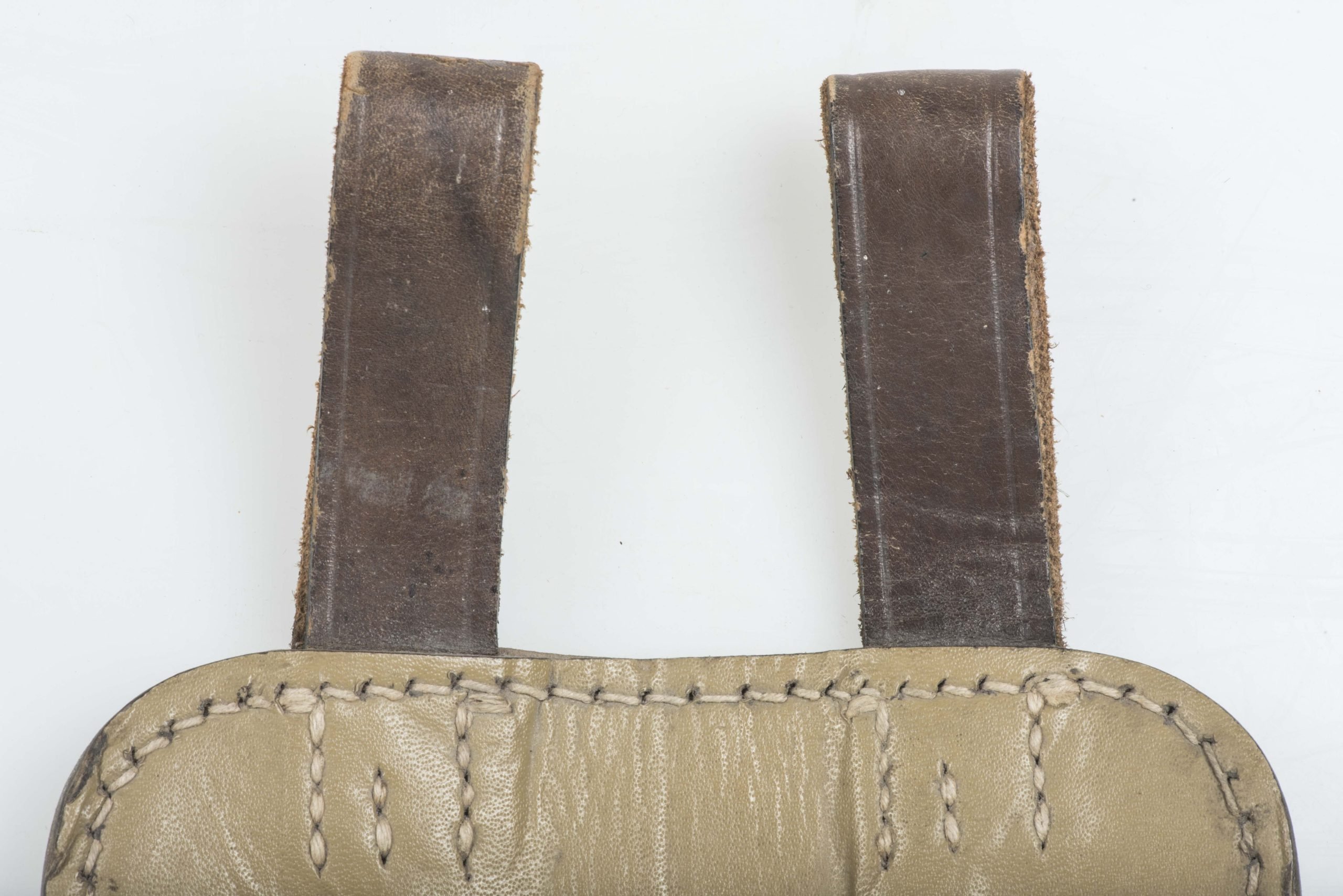 Straight tan E-tool carrier marked dob 1944 — image 5