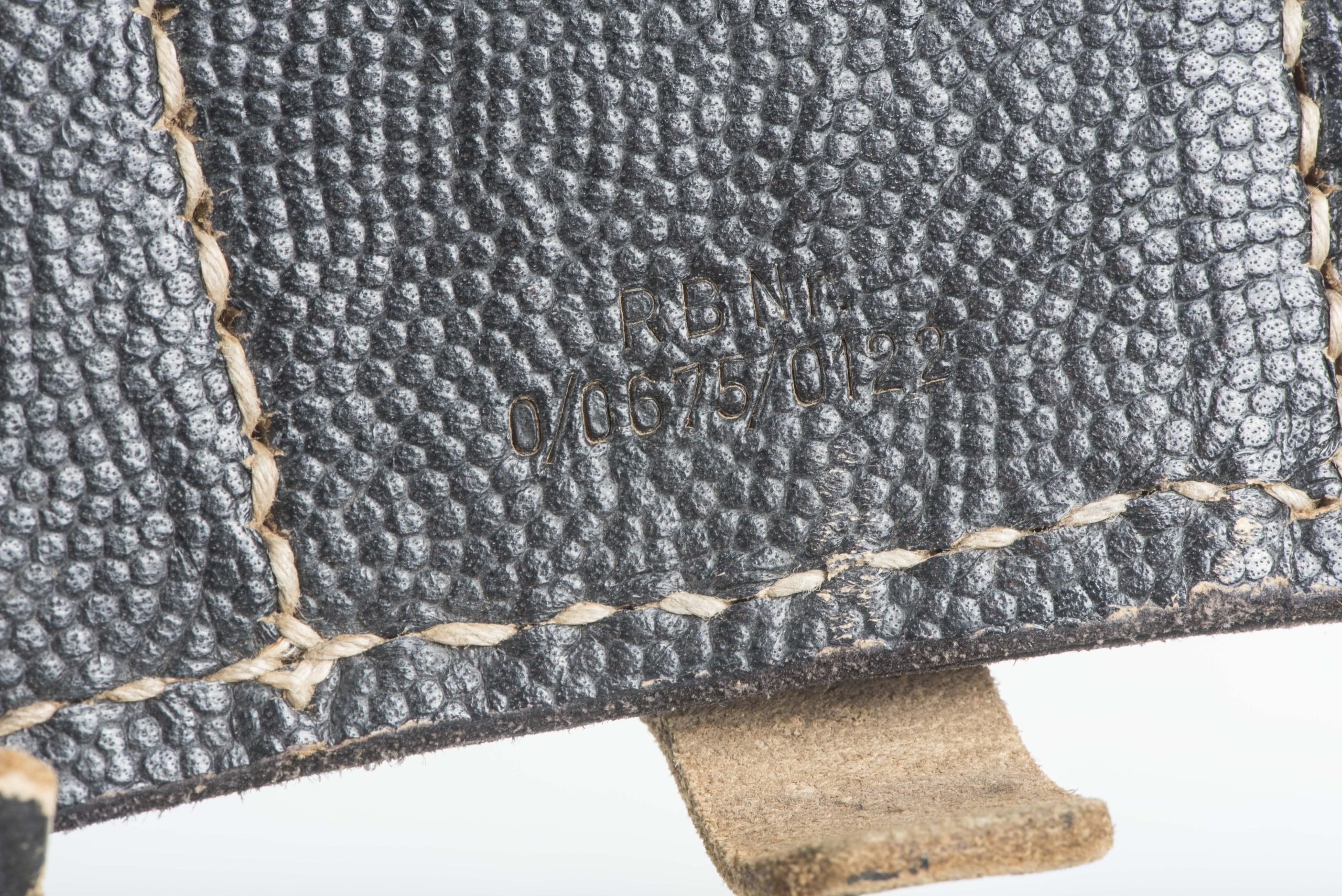 Unissued matching K98 ammunition pouches marked RBNr. 0/0675/0122 — image 3