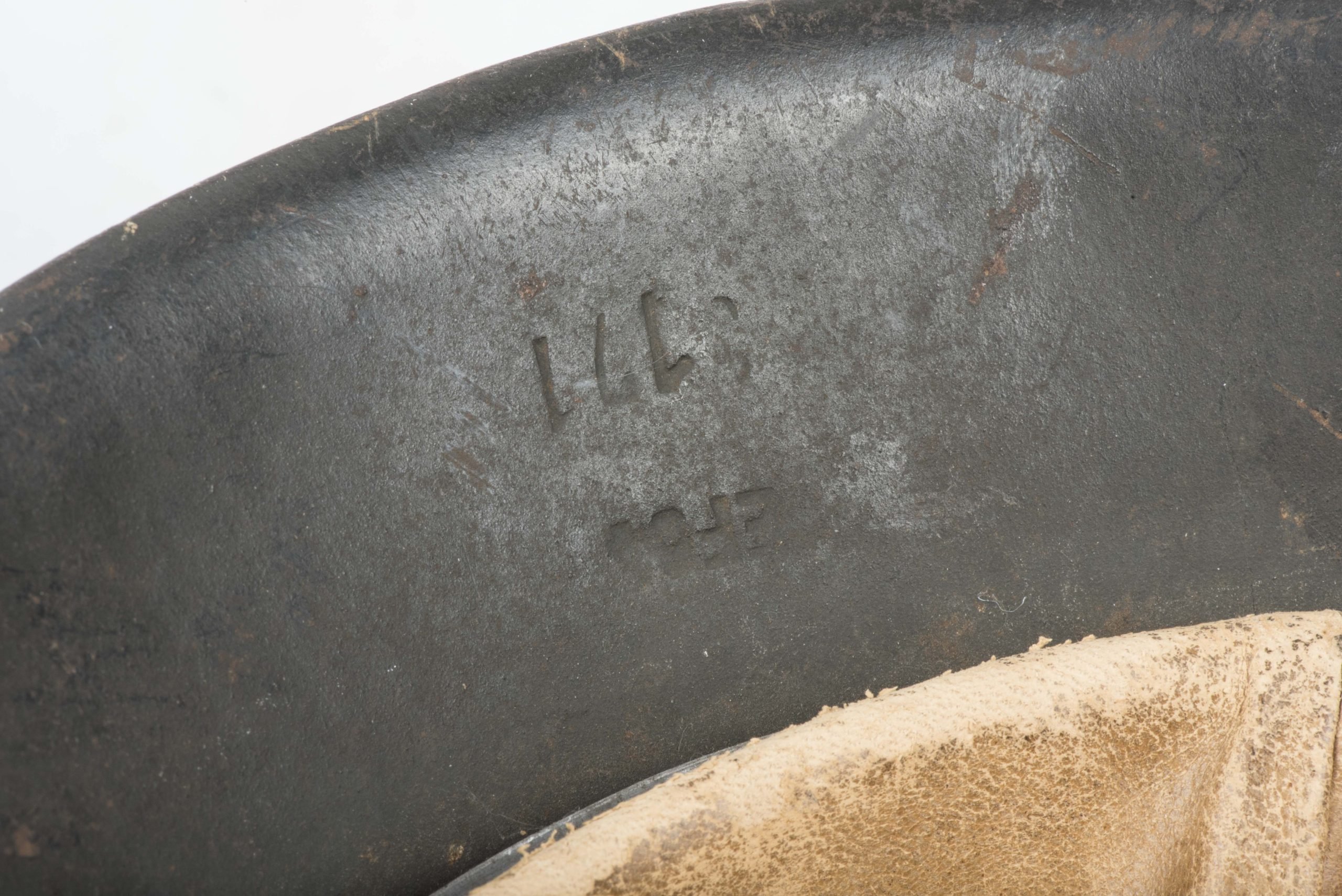 EF64 M42 Single decal Heer helmet — image 10